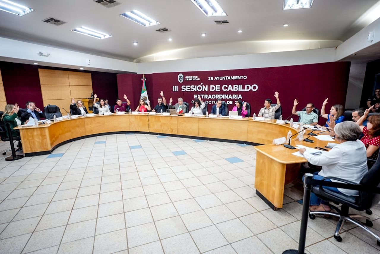 ASIGNAN A LAS Y LOS PRESIDENTES DE LAS COMISIONES DEL XXV AYUNTAMIENTO