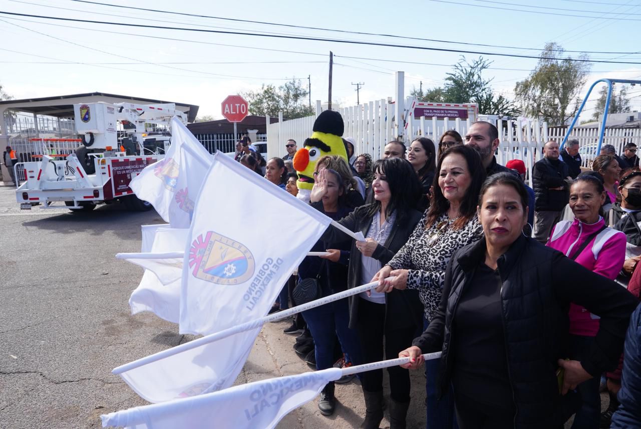 NORMA BUSTAMANTE ATIENDE LAS NECESIDADES DEL CONJUNTO URBANO ORIZABA CON “UNIENDO ESFUERZOS POR TU COLONIA”