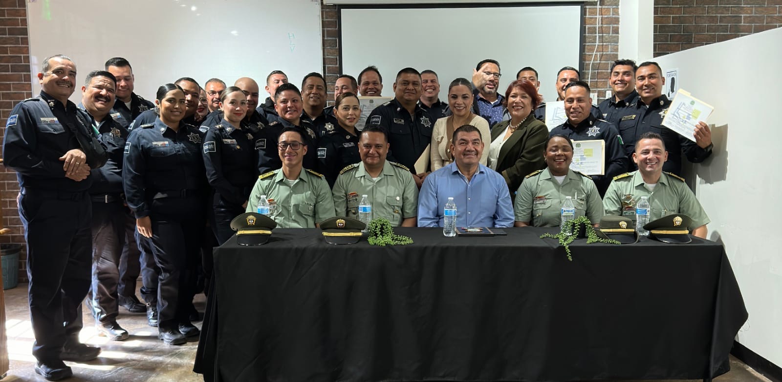 CULMINAN AGENTES DE LA DSPM CURSO DE BÚSQUEDA Y RESCATE EN DESASTRES NATURALES IMPARTIDO POR LA POLICÍA NACIONAL DE COLOMBIA