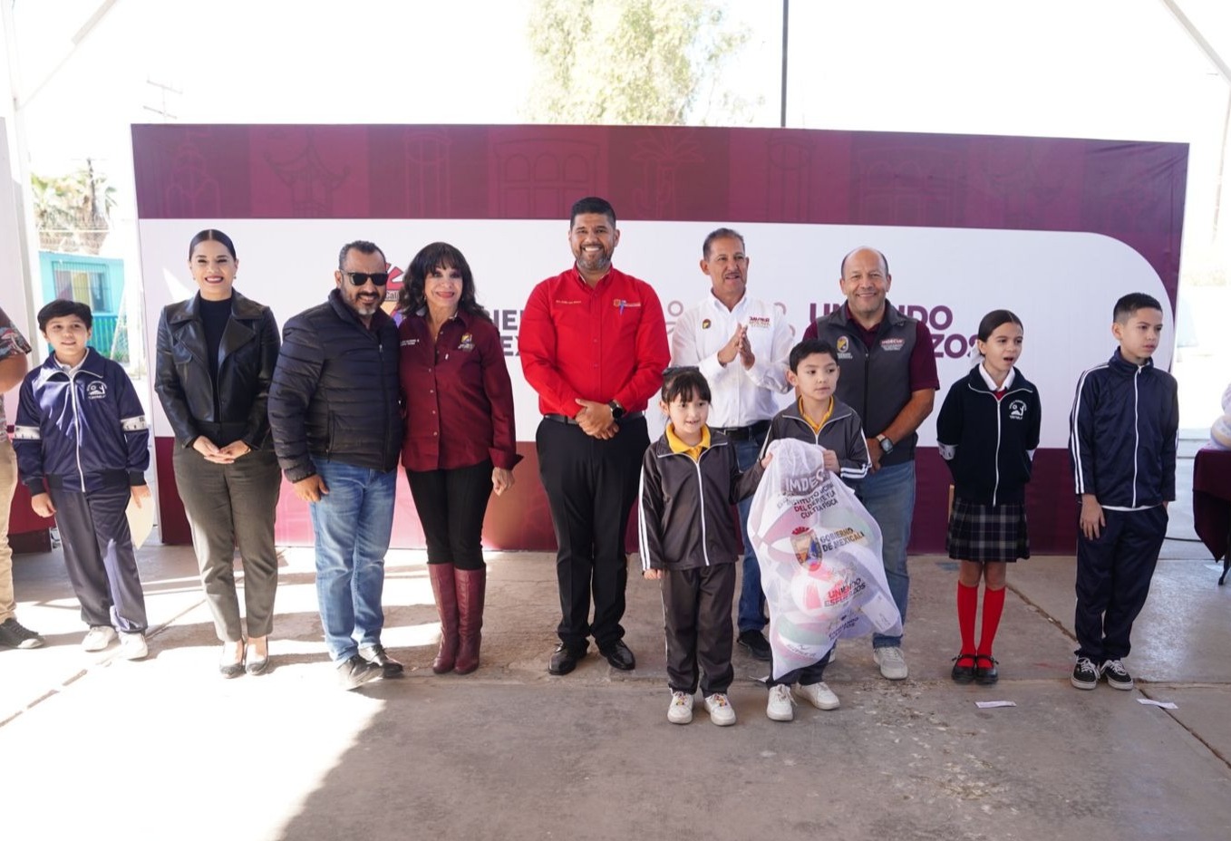 NORMA BUSTAMANTE IMPULSA EL DEPORTE EN ESCUELAS DE LA ZONA PONIENTE