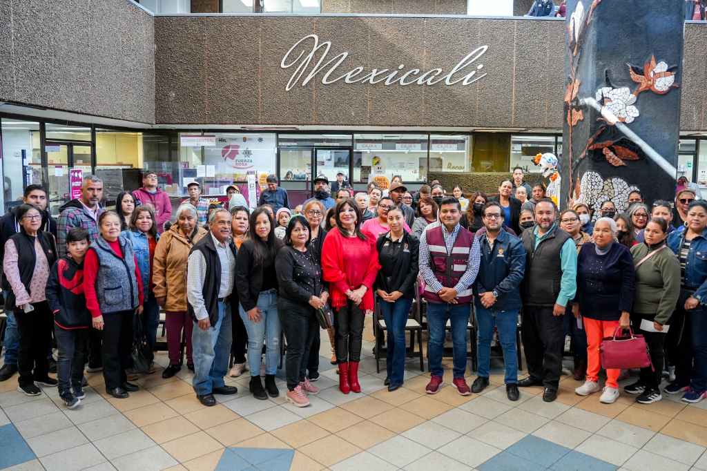 UNIENDO ESFUERZOS POR TU BIENESTAR; NORMA BUSTAMANTE ENTREGA APOYOS&nbsp;SOCIALES