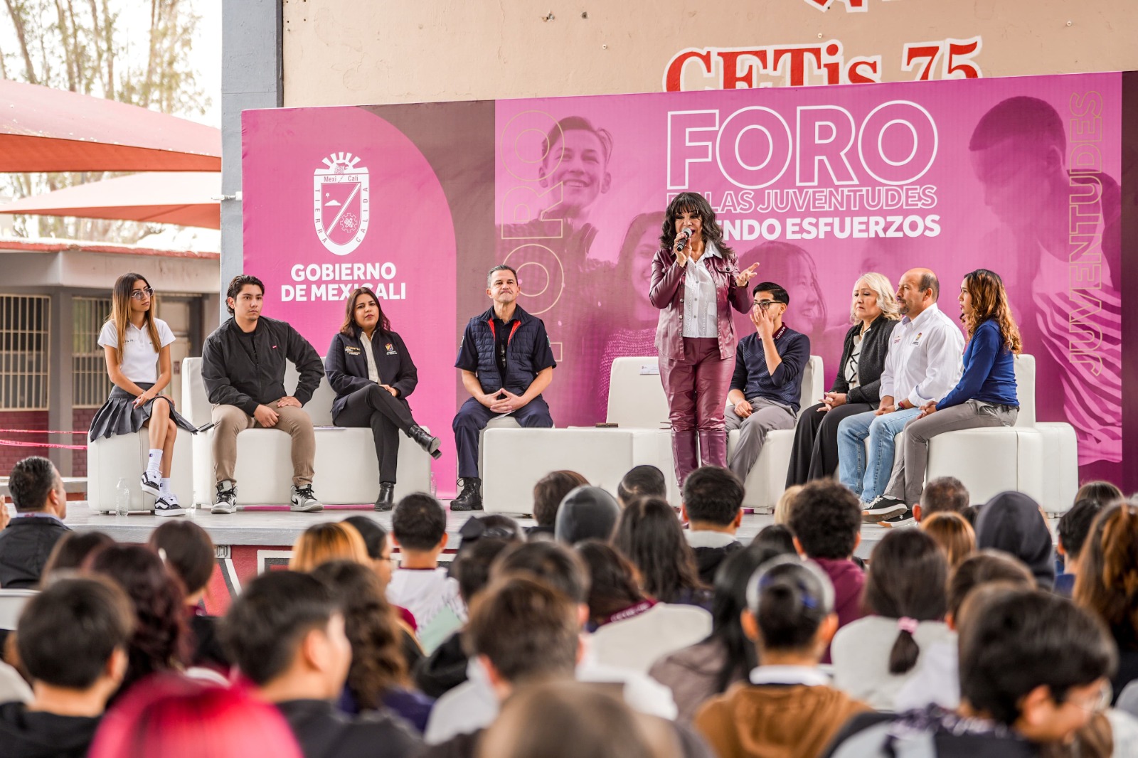 NORMA BUSTAMANTE IMPULSA LA PREVENCIÓN VIAL EN JÓVENES CACHANILLAS
