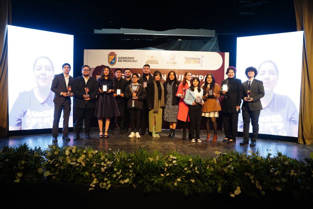 TALENTO JOVEN MEXICALENSE ES PREMIADO POR NORMA&nbsp;BUSTAMANTE
