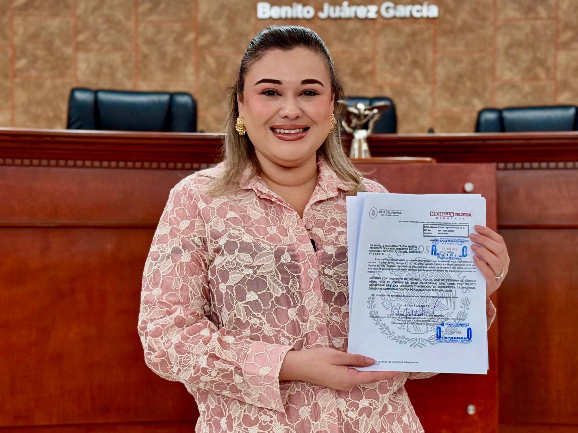 DIPUTADA MICHELLE TEJEDA PROPONE MAYORES CASTIGOS A DELITOS COMETIDOS CONTRA PERSONAS CON DISCAPACIDAD