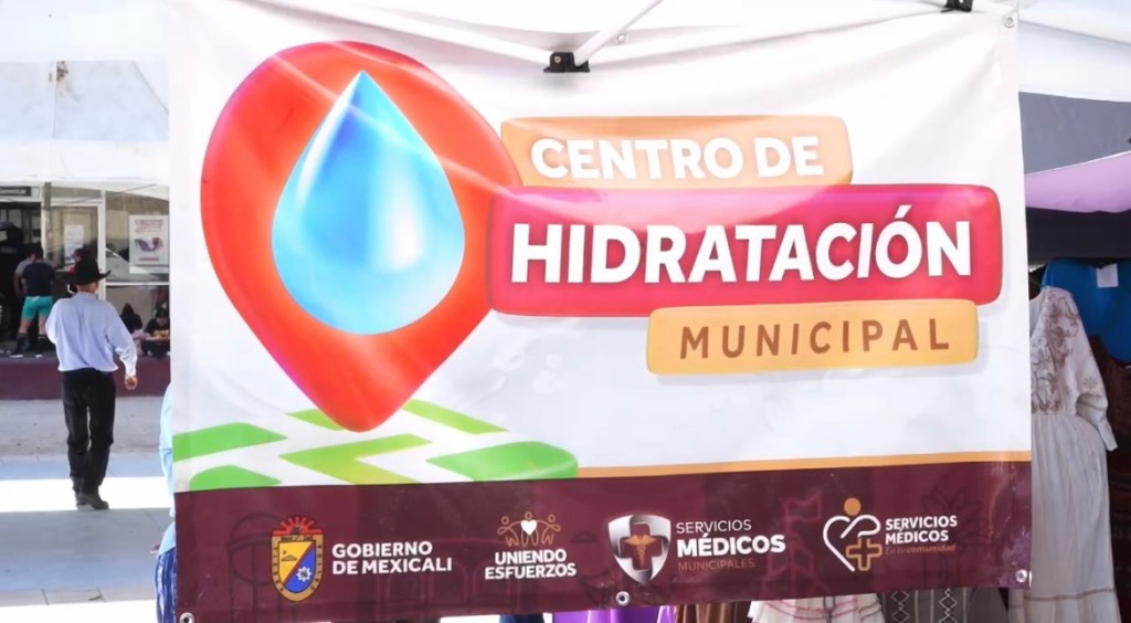 INSTALAN PUNTO DE HIDRATACIÓN EN EL PALACIO&nbsp;MUNICIPAL