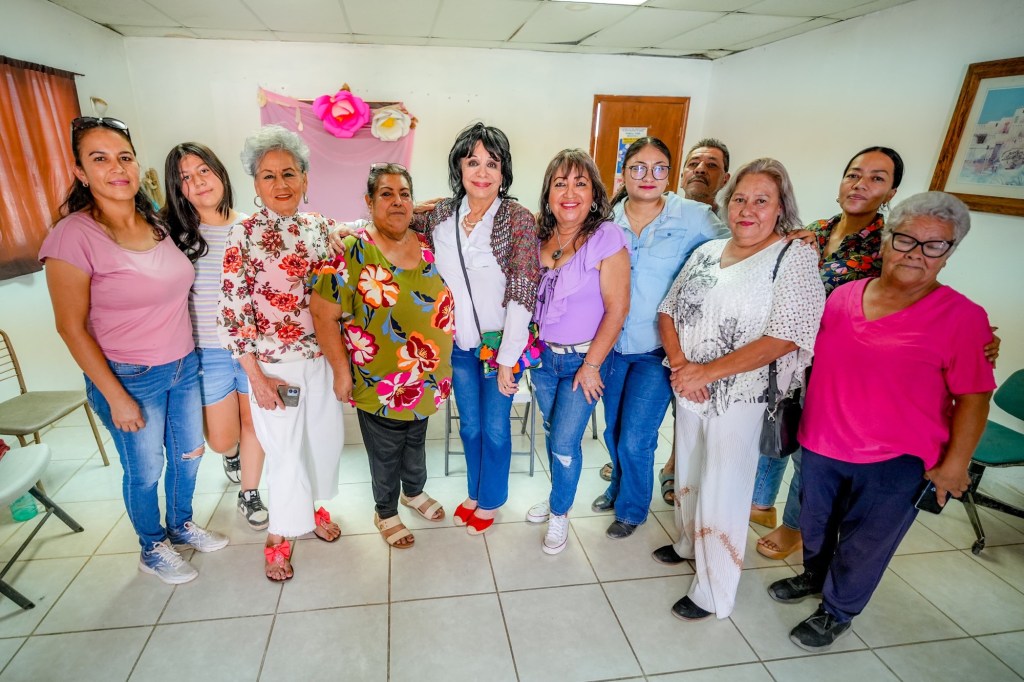 VISITA NORMA BUSTAMANTE A LA COMUNIDAD DE LOMAS DE&nbsp;ABASOLO